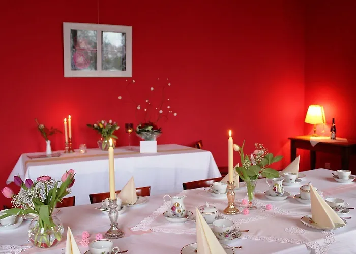 Gutshaus Gottin Han/Misafirhane Warnkenhagen (Rostock)